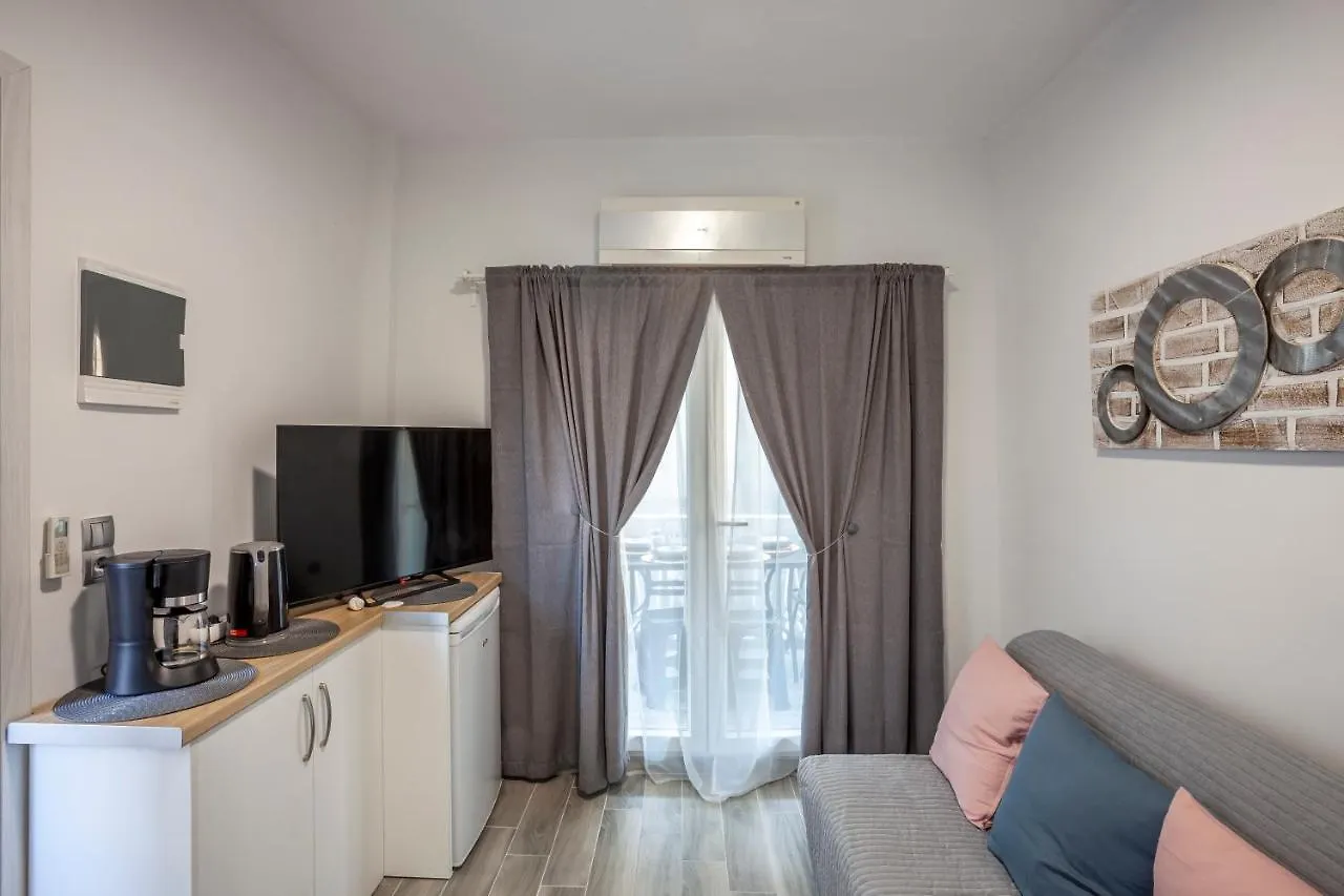 Flamingo Deluxe Studio Apartment Pefkochori Greece