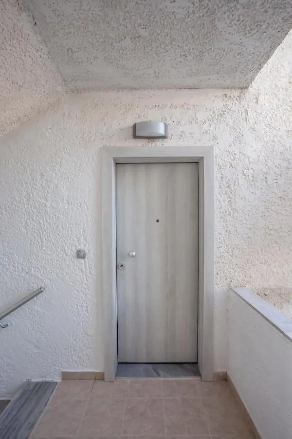 Flamingo Deluxe Studio Apartment Pefkochori 0*,